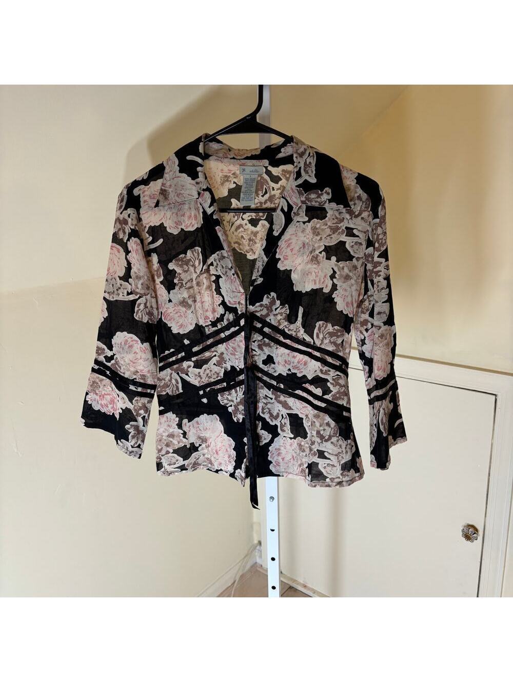 Anthropologie Odille EUC Women's Black Floral Tie Front Blouse Size 2